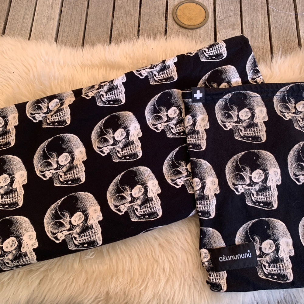Celinununu Skull Baby Blanket